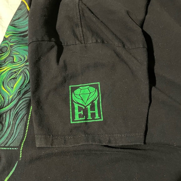 Emerald Goddess Tee - Picture 2 of 3